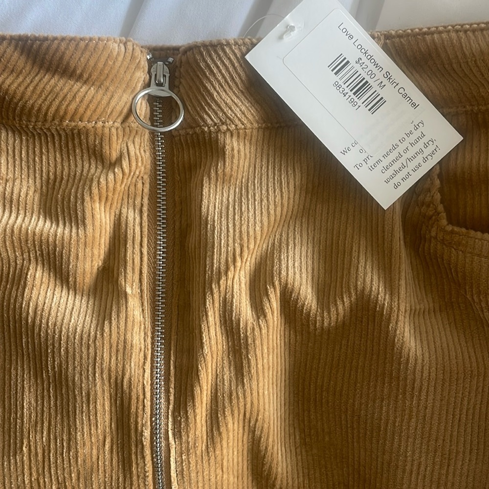 Brown front zip skirt
